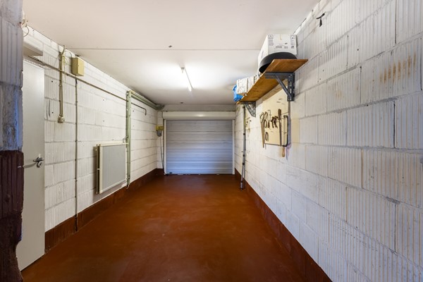 Foto - Te koop: Drive-in woning in Fijnaart!
